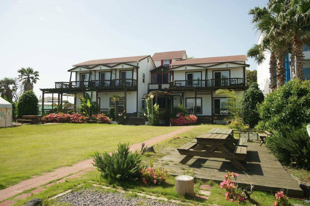 Vila Eurohouse Sogüpcho Exteriér fotografie